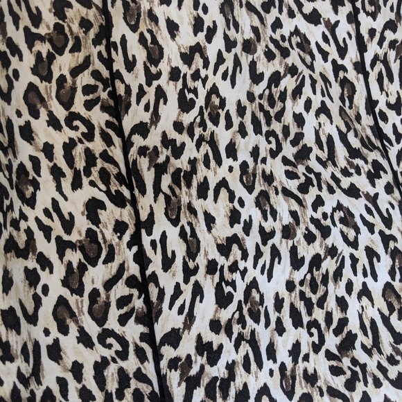 White House Black Market Leopard Skirt - Picture 5 of 5